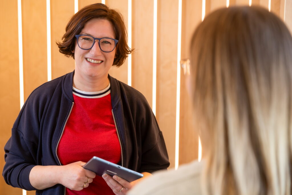 Coachin Katharina Lutz bei der Zielentwicklung