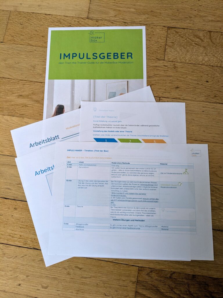kuratiertes Bespielmaterial: Timeline, Arbeitsblätter etc.